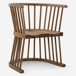 Esta pieza crea una imagen de espejo de sí misma, utilizando husillos de teca tradicionales tanto en su base como en la parte posterior 2307103 - Product Image 3