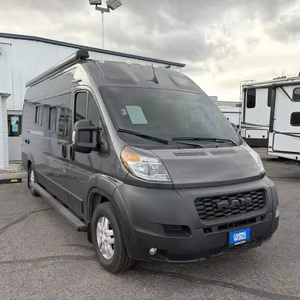 Winnebago T-r-a-v-a-t-o 59GL d'occasion 2023 prêt à être vendu - Product Image 1