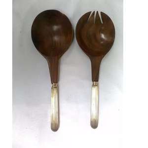 Juego de servidor de ensalada Servidor de ensalada de acero inoxidable y madera con asas de mano elegantes Accesorios de cocina Utensilios de cocina - Product Image 3