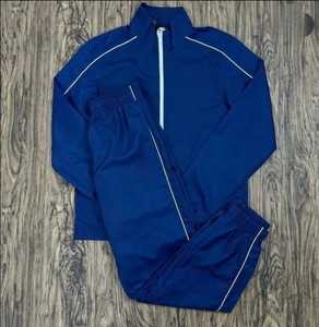 Conjunto Deportivo Unisex de Alta Calidad Personalizable con Logotipo y Diseño Único - Product Image 1