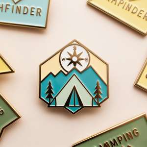 Épingles Pathfinder à haute durabilité Badge de qualité supérieure pour les célébrations Événements de club Conceptions d'émail personnalisées - Product Image 6