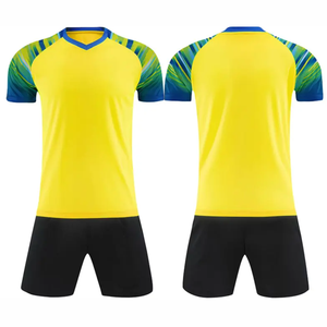 เสื้อฟุตบอลพิมพ์ซับลิเมชันผ้าโพลีเอสเตอร์100% มาใหม่ผ้าแห้งเร็วผ้าแห้งเร็ว - Product Image 1