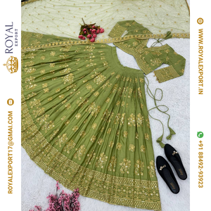 Nouveau beau design Collection Lehenga Choli au tarif de gros par Royal Export Surat - Product Image 4