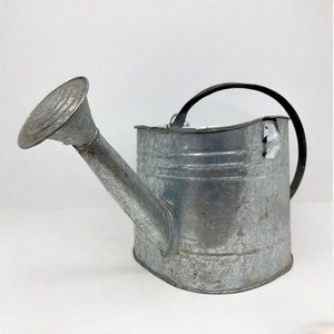 <b>Long</b>-Lasting Galvanised <b>Pot</b> for Watering <b>Plants</b> with Strong Build and Shiny Zinc Surface - Product Image 2