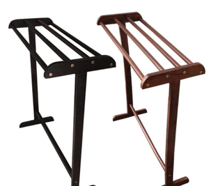 Porte-vêtements robustes FSC 100% Balau - Product Image 1