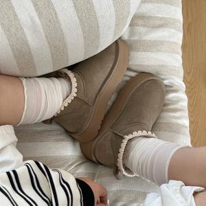 Bottes courtes épaisses de style designer, en laine épaisse avec doublure en coton doux, semelle extérieure en caoutchouc EVA antidérapante, chaussures respirantes pour l'hiver - Product Image 6