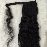 Extension de queue de cheval de cheveux humains bouclés rebondissants avec texture douce pour un volume instantané et un aspect naturel dans le style de tous les jours