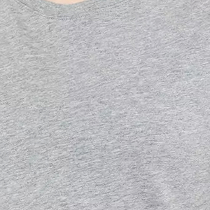 T-shirt pour femme au look quotidien contemporain, conçu pour une mobilité flexible avec une forme équilibrée et un aspect visuel frais - Product Image 5