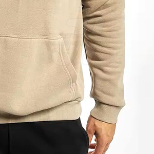 เสื้อฮู้ดผู้ชายน้ำหนักเบาแห้งเร็วสีล้วนสำหรับฤดูหนาว - Product Image 4