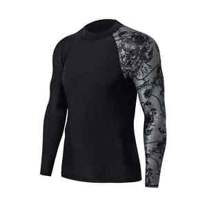 Rashguard à manches longues pour homme, respirant, conçu pour les entraînements quotidiens, avec tissu extensible de qualité supérieure, séchage rapide, construction durable - Product Image 6
