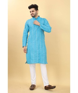 Árabe AchkanBandhgalaSherwaniKurta para hombres en tela de algodón de pollo con botón en el cuello y diseño de pijama de cadena - Product Image 1