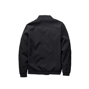 Chaqueta Bomber Softshell Premium para Hombre, Totalmente Personalizable con Impresión, para Uso en Exteriores, Impermeable y Cortavientos, con Logotipo Frontal - Product Image 2