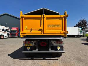 Camion benne d'occasion FMX 420 6X4 avec grue PALFINGER EPS, moteur diesel Euro 5, transmission automatique, caméra de recul, camion lourd 31-40T - Product Image 6