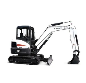 Bobcat E42 à vendre à prix avantageux, excavatrice compacte puissante, idéale pour les travaux de construction, de terrassement, d'aménagement paysager et de démolition. - Product Image 1
