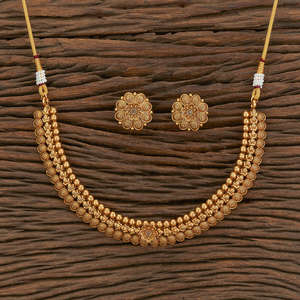 Très demandé Élégant Mat Plaqué Or Antique Classique Collier Ensemble 217326 Grossistes en Inde - Product Image 2