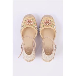 Alpargata cerrada con punta en cuña - Product Image 4