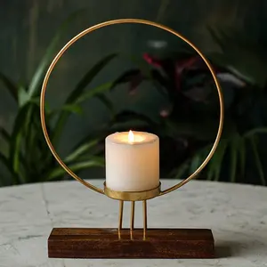 Bougeoir artisanal en métal en fer plaqué or Base en bois Bougeoir de bureau Bougeoir Décoration de salon Moule à bougie - Product Image 2