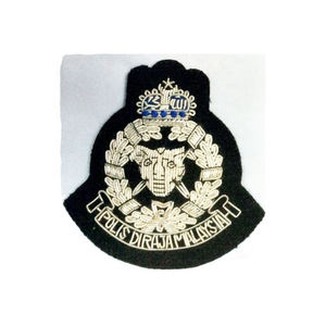 Écusson brodé à la main en fil de bullion blanc OEM Penjara Malaisie, écusson de sécurité en zinc blanc OEM, écusson de manche, écusson de poitrine, écusson d'aile - Product Image 1