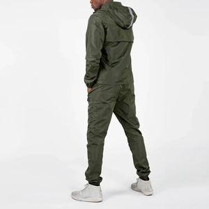 Chándal de algodón 100% de calidad hecho a medida para hombre, chándal con capucha de calidad para correr en invierno, diseño de patrón sólido personalizado para - Product Image 3