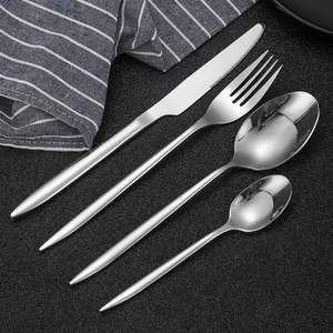 Ensemble de couverts en métal avec différentes finitions pour les tables à manger modernes, les maisons, les restaurants, les hôtels, l'usage quotidien, les cuisines - Product Image 3