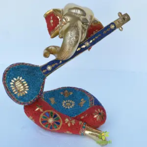 Moderne Ganesha Sculptuur Muzikale Ganesha Met Veena Ganesha Hoofd Idol Vinayaka Metalen Messing Standbeeld