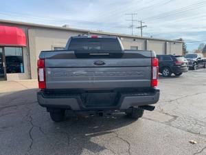 2018 à 2022 Ford F-250 Super Duty FWD Lariat 4dr Crew Cab Turbo ACC Dark Bon état Voitures d'occasion à vendre - Product Image 2