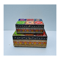 Lot de 2 boîtes de rangement en bois faites à la main avec motifs ethniques colorés peints à la main