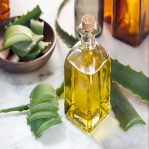 Aceite de aloe vera prensado en frío puro y natural 100% para la piel, el cabello y el cuerpo, proveedor mayorista a granel para cosméticos y cuidado personal - Product Image 1