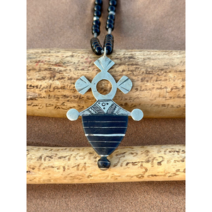Joyería Coleccionable Vintage Tuareg, Hecha a Mano con Madera de Ébano, de Estilo Transcultural - Product Image 1