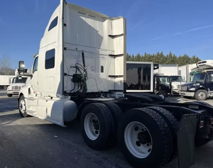 Best!! Top Diesel Semi Truck Tractor Head 6x4 Sleeper Cab for Long Route Cargo <b>Transport</b> Cab Diesel for Bulk <b>Transport</b> - Product Image 6