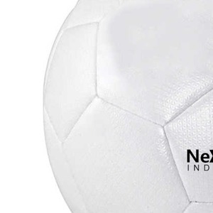 Ballon d'entraînement de football de nouveau style à des fins d'entraînement avec un design personnalisé et un logo personnalisé par Next Tech Industries - Product Image 4