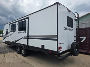 CARAVANA C-R-O-S-S-R-O-A-D-S RV C-R-U-I-S-E-R AIRE 27RBS USADA EN BUEN ESTADO, MODELO 2022, DISPONIBLE PARA LA VENTA - Product Image 6