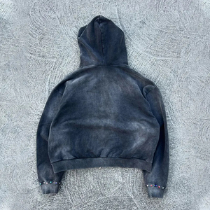 Sweat à capuche d'hiver en strass pour hommes élégants et solides Design de luxe en diamant et cristal Pull coupe-vent surdimensionné pour Fashion Forward - Product Image 2