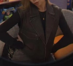 Gilet en peau de mouton élégant de longueur courte pour femmes, vêtements de rue, gilets pour femmes, vente en gros, veste en cuir véritable - Product Image 4