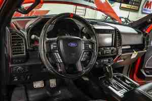 Sièges en cuir avec volant à gauche 2025, caméra arrière 360°, toit ouvrant panoramique automatique, occasion 9304 37/12.5R18 EN bon état - Product Image 2