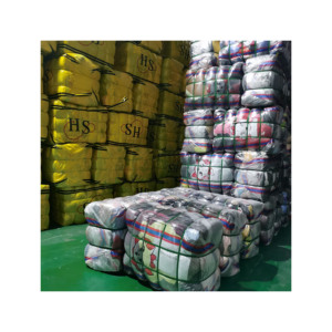 Ropa informal de moda para mujer, tops y vestidos de segunda mano de Bale - Product Image 3