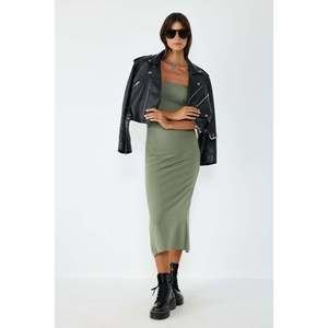 Vestido Midi Informal Sin Tirantes, Corte Recto, Cintura Natural, Viscosa No Tejida - Product Image 6