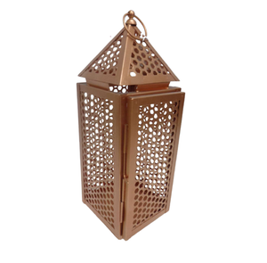 Juego decorativo para el hogar de 2 farolillos de metal, candelabro de color latón para decoración navideña hecho a mano a granel - Product Image 3