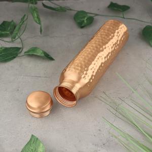 Botella de cobre puro martillada a mano 1000 Ml Hidratación natural Botella de agua de cobre ecológica por artesanía de media luna - Product Image 2