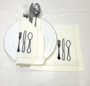 Vente en gros 100% coton ivoire ajouré serviettes de table serviettes en lin couteau à dîner fourchette cuillère broderie maison hôtel événements serviettes - Product Image 6