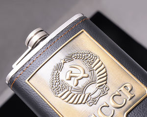 ขวดใส่สะโพกแบบพกพาสำหรับผู้ชายแผ่นป้ายโลโก้สไตล์อังกฤษขนาด9ออนซ์ทำจากหนัง PU เย็บติด - Product Image 6