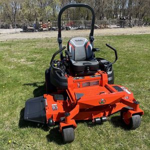 Tondeuse autoportée Kubota Z452iKWT-60, mini-tracteur, coupe-herbe de jardin à vendre en Europe - Product Image 4