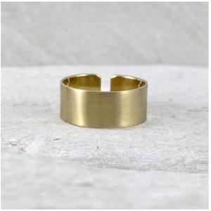 2027 Arizona Christian Jewelry Design Twist solide demi-rond en laiton avec pierre pour les femmes martelé texturé anneau - Product Image 3