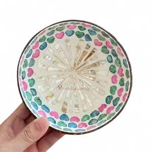 Bol en noix de coco incrusté de nacre, coquille naturelle, fait à la main, pour la table à manger et la décoration, en provenance du Vietnam - Product Image 2