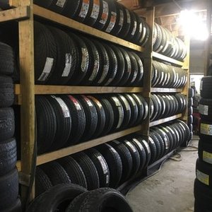Neumáticos Usados de Alta Calidad / Neumáticos Usados al Por Mayor para Autos en Venta - Product Image 2