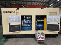 450kW 562kVA Geräuscharmer Erdgasgenerator für Industrielle Stromversorgung mit Automatischem Startkontrollsystem