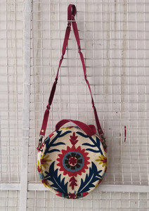Bolsas redondas de tela Suzani de algodón Vintage bohemio con asa de tira de cuero con cierre de cremallera bolsas de viaje para compras en la playa - Product Image 2