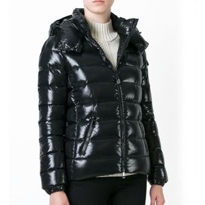 Veste d'hiver matelassée en duvet pour femme, taille plus, tissu de haute qualité, logo personnalisé, veste d'extérieur épaisse matelassée avec capuche - Product Image 1