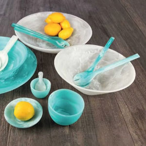 Bol à fruits en résine sans BPA fait à la main de luxe, bol à salade décoratif de designer pour la décoration de table avec une finition haut de gamme - Product Image 1