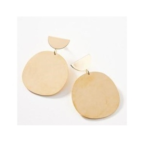 Hermosos pendientes de metal con acabado en oro y detalles artísticos antiguos para un elegante accesorio bohemio de inspiración vintage - Product Image 3